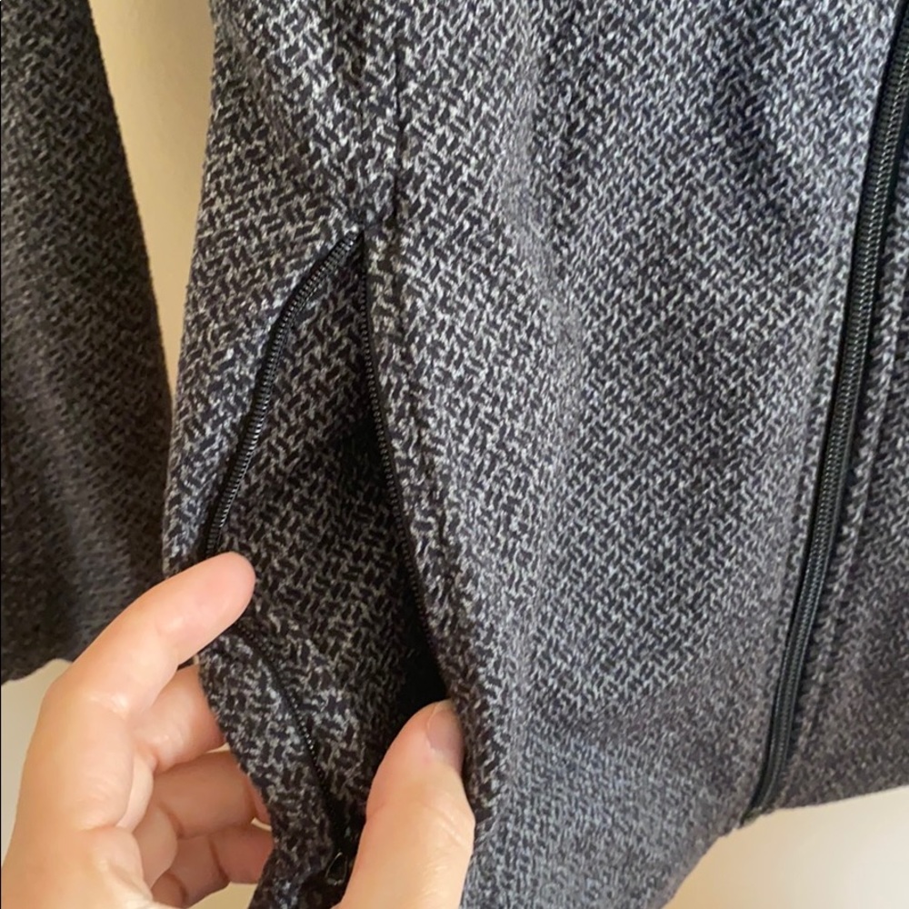 Athleta Criss Cross Hope Jacket Medium - Picture 3 of 7